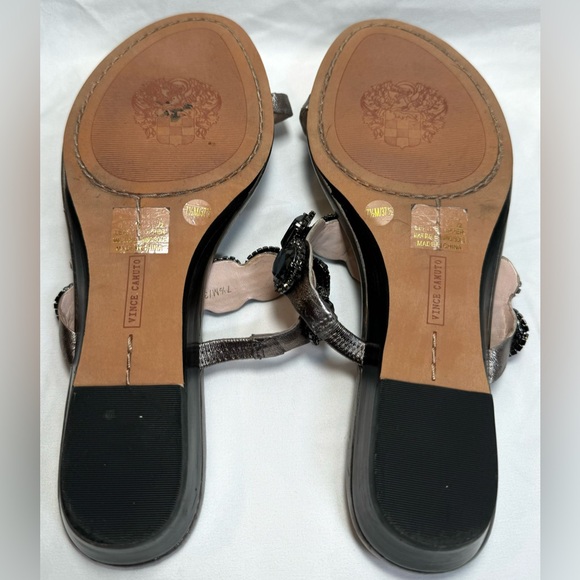 Vince Camuto Silver Embellished Sandals Size 7.5M - Picture 5 of 5